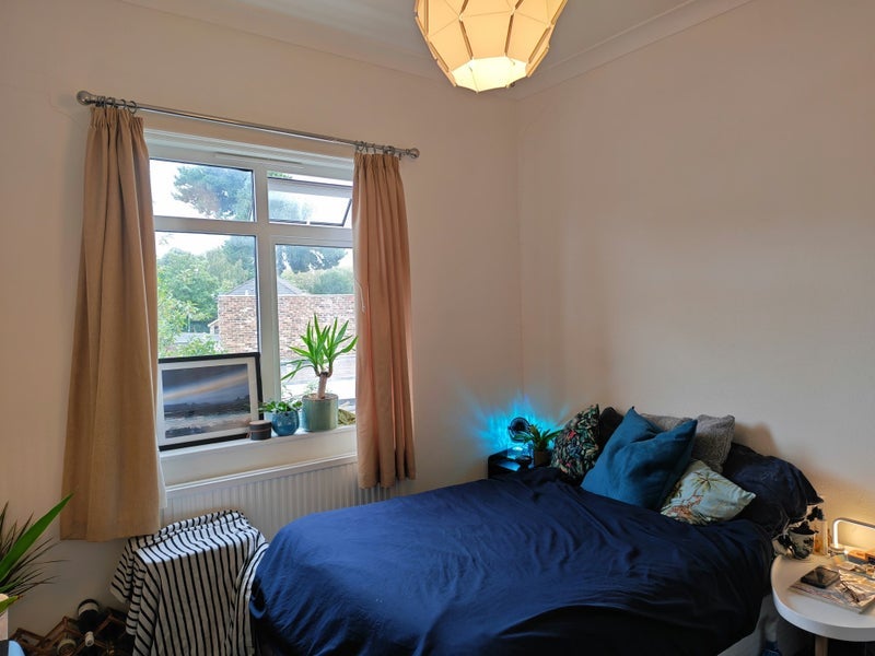 Room Daysbrook Road in Greater London