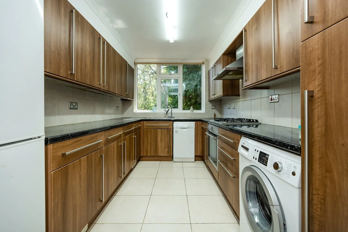 Flat The Spinney in Greater London