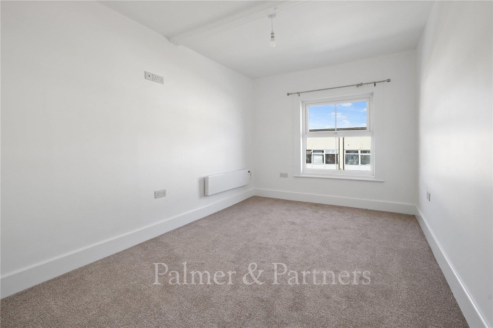 Flat Pier Avenue in Clacton-on-Sea