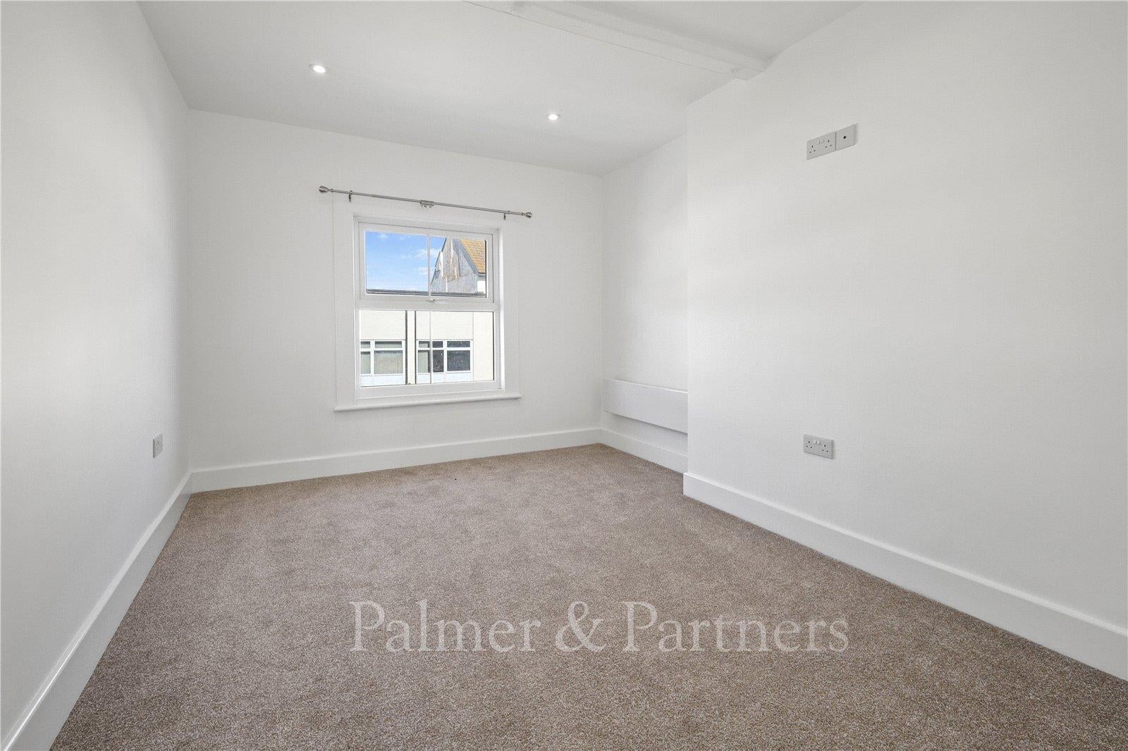 Flat Pier Avenue in Clacton-on-Sea