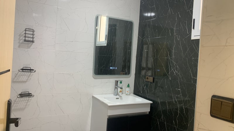 Room Magpie Close in Greater London