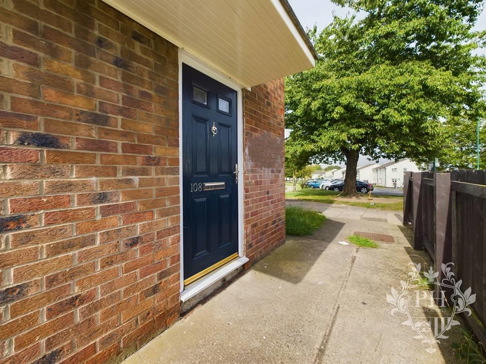 Flat Bankfields Road in Middlesbrough
