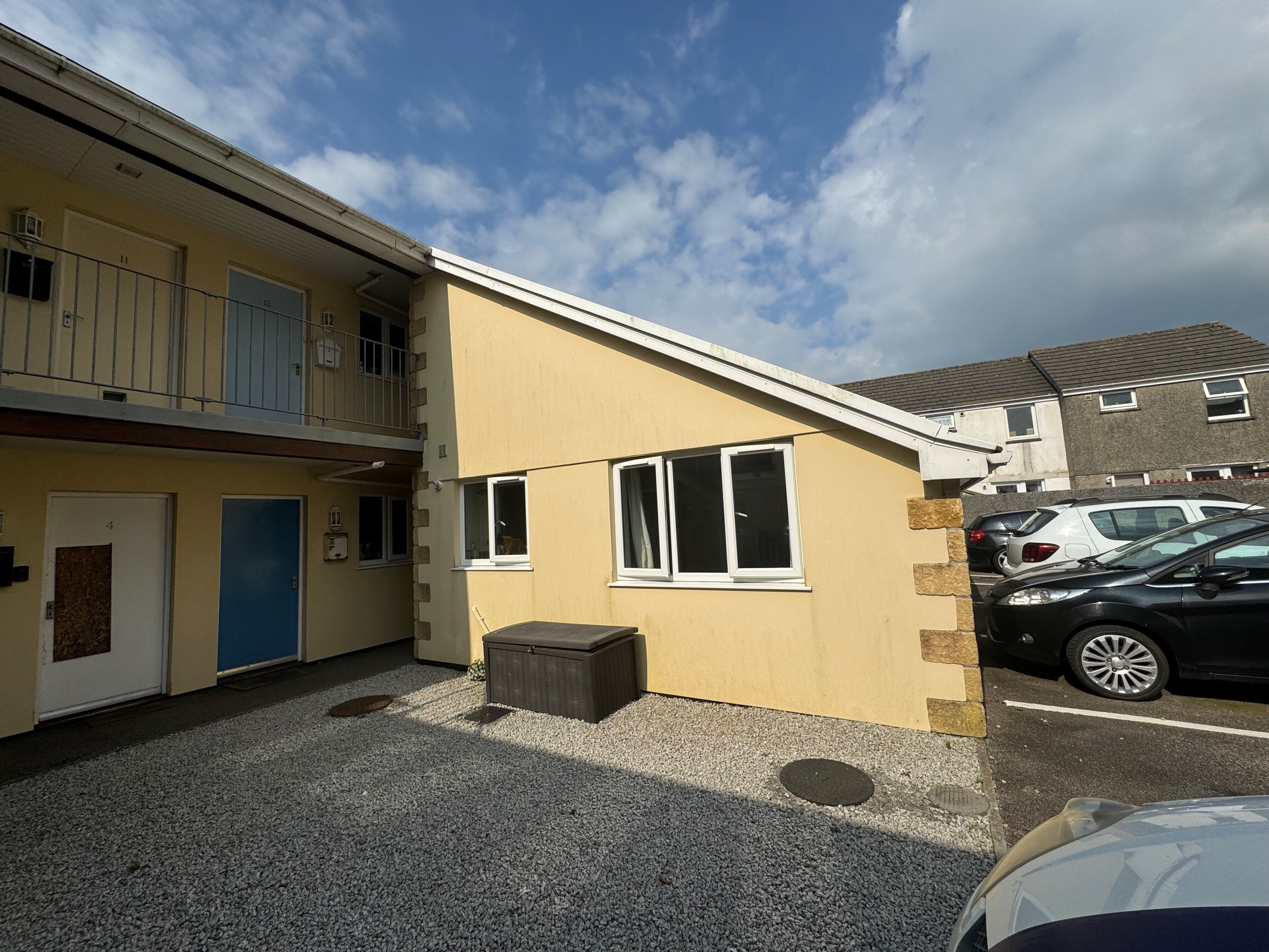 Flat Foundry Road in Camborne