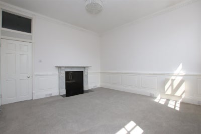 Flat Grosvenor Place in Bath