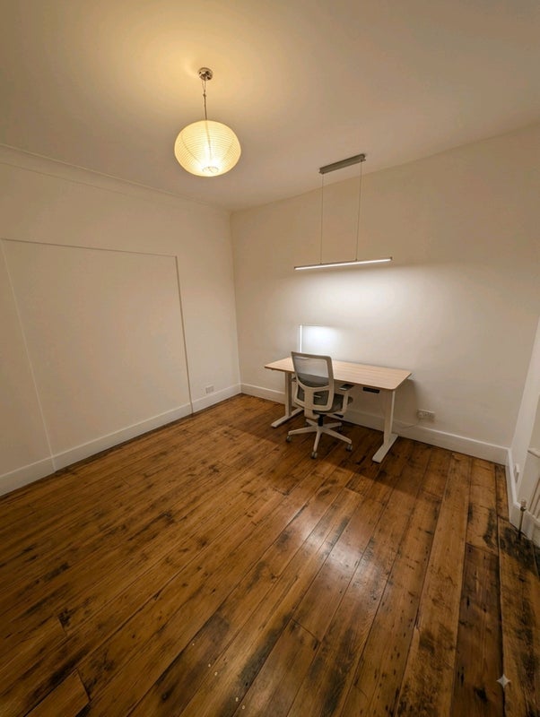 Room Winchelsea Road in Greater London