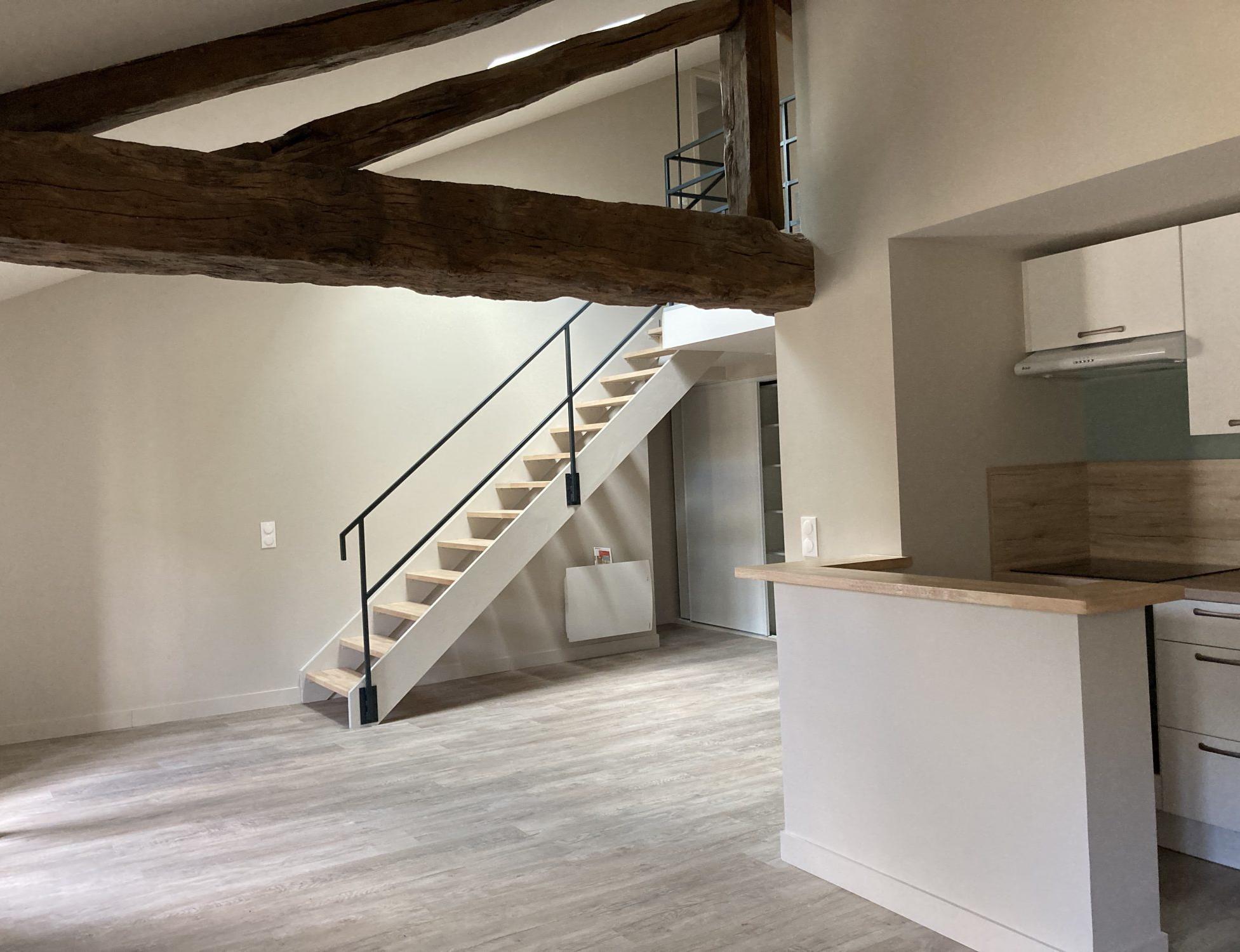 Appartement Montée du Château Saint-Jean à Beaujeu