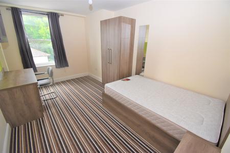 House Powers Court in Royal Leamington Spa