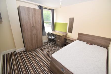 House Powers Court in Royal Leamington Spa