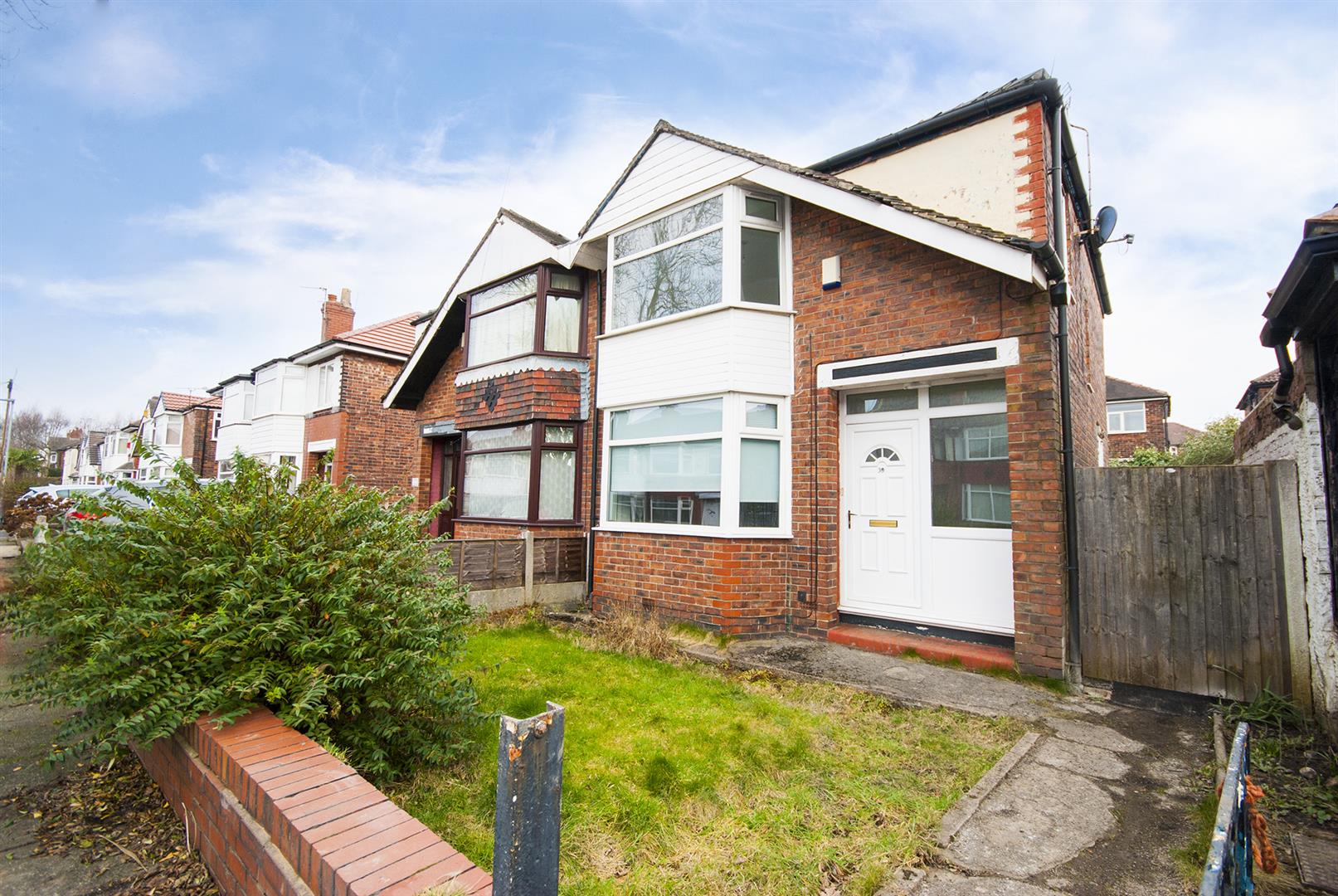 Flat Pine Avenue in Prestwich
