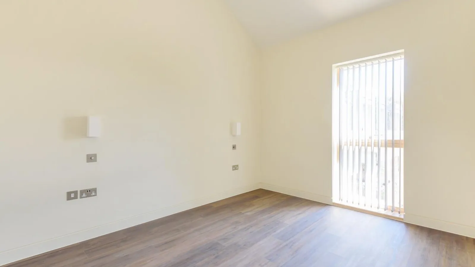 Flat New Windsor Street in Greater London