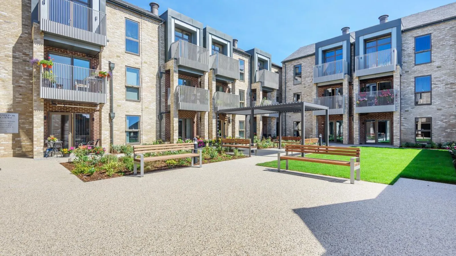 Flat New Windsor Street in Greater London