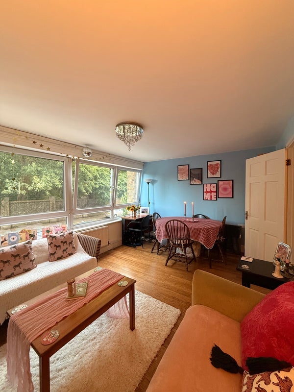 Room Southern Grove in Greater London