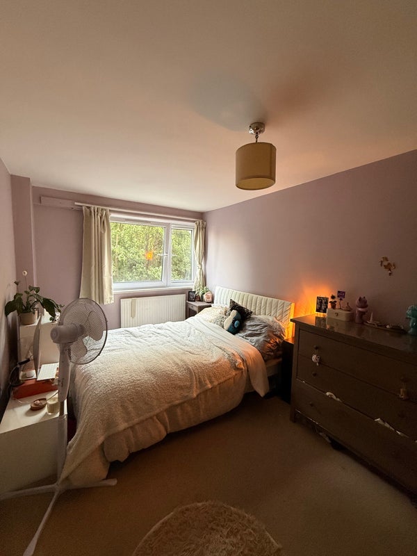 Room Southern Grove in Greater London