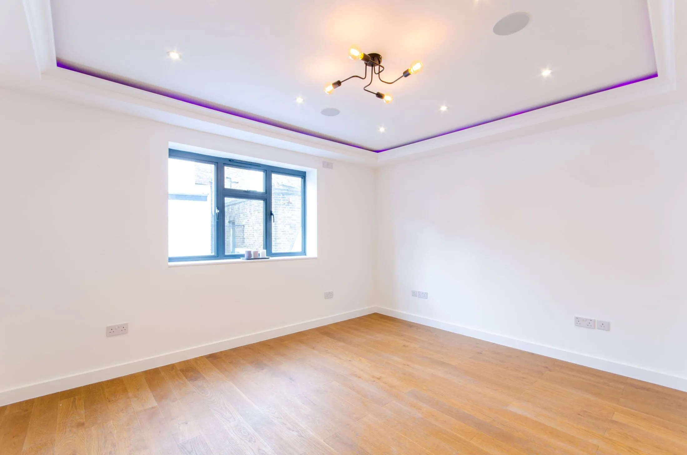 House Rose Joan Mews in Greater London