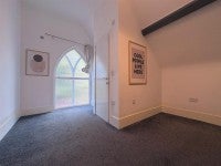 Flat Lower Hillgate in Stockport