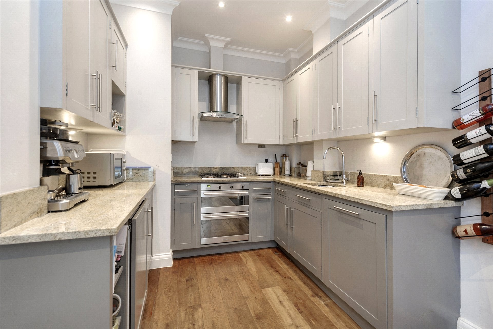 Flat Ladbroke Grove in Greater London