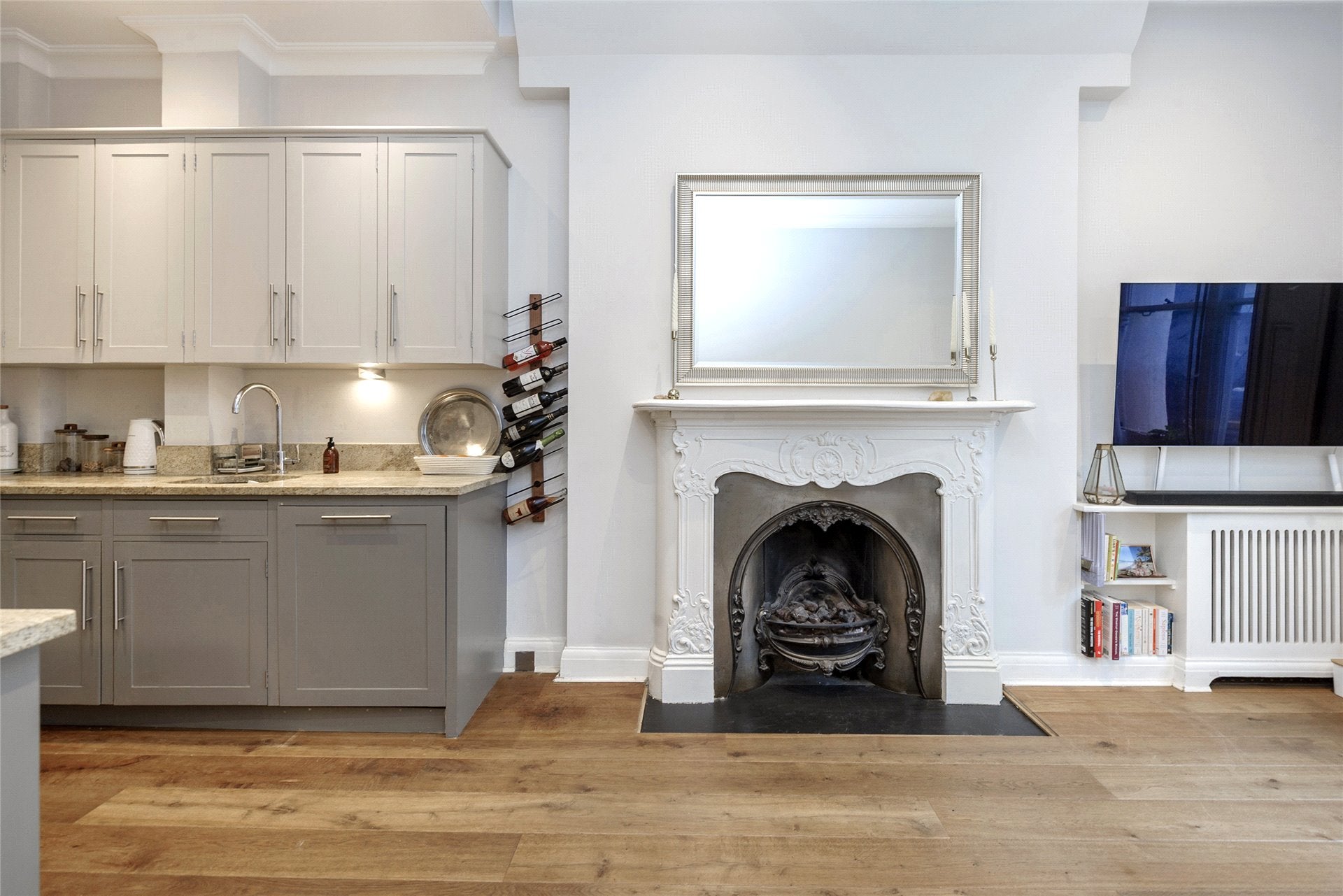 Flat Ladbroke Grove in Greater London