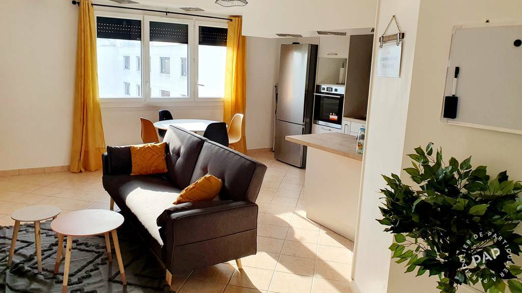 Room Rue de l'Île d'Yonne in Sens