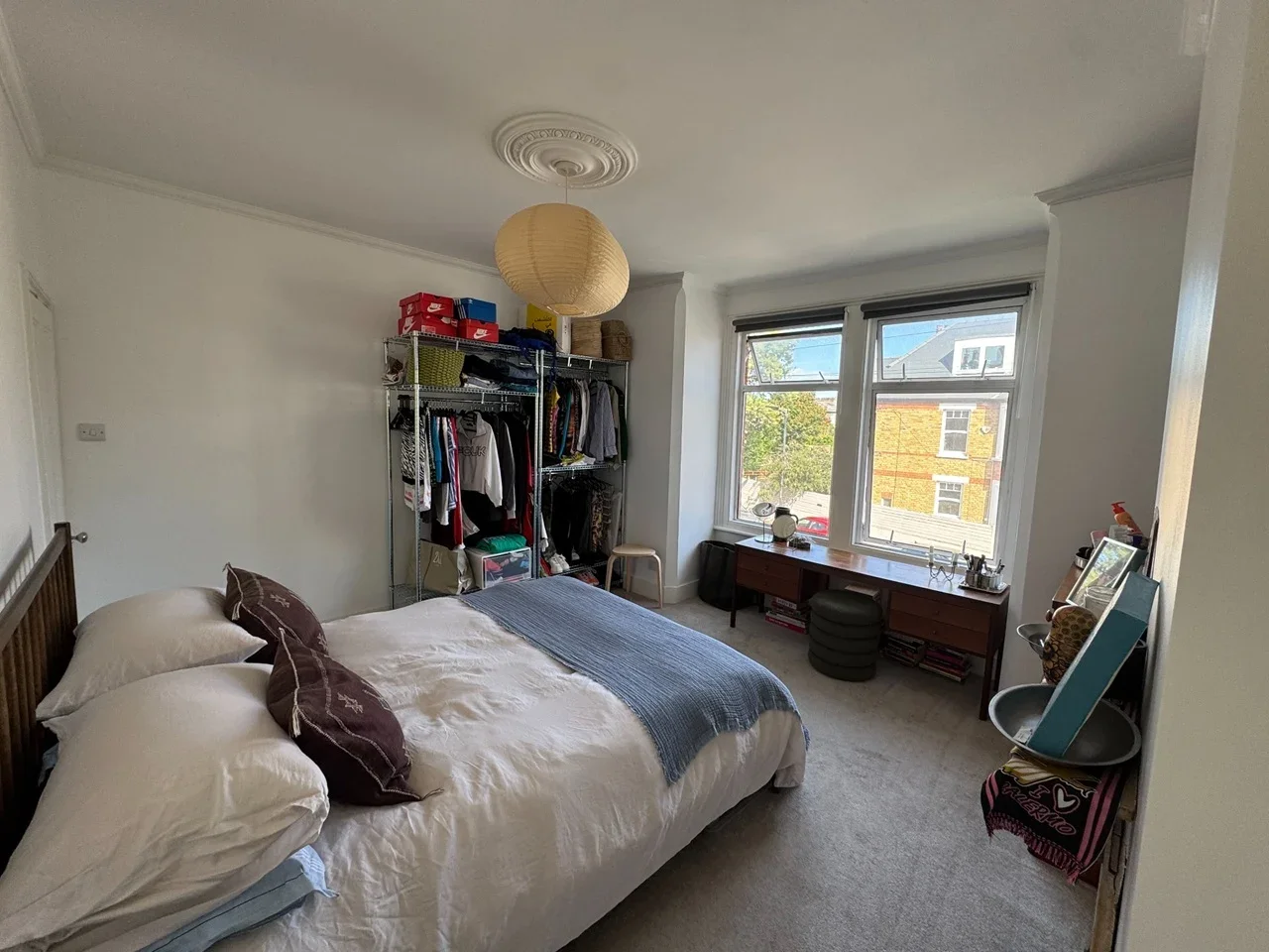 Room Waveney Avenue in Greater London