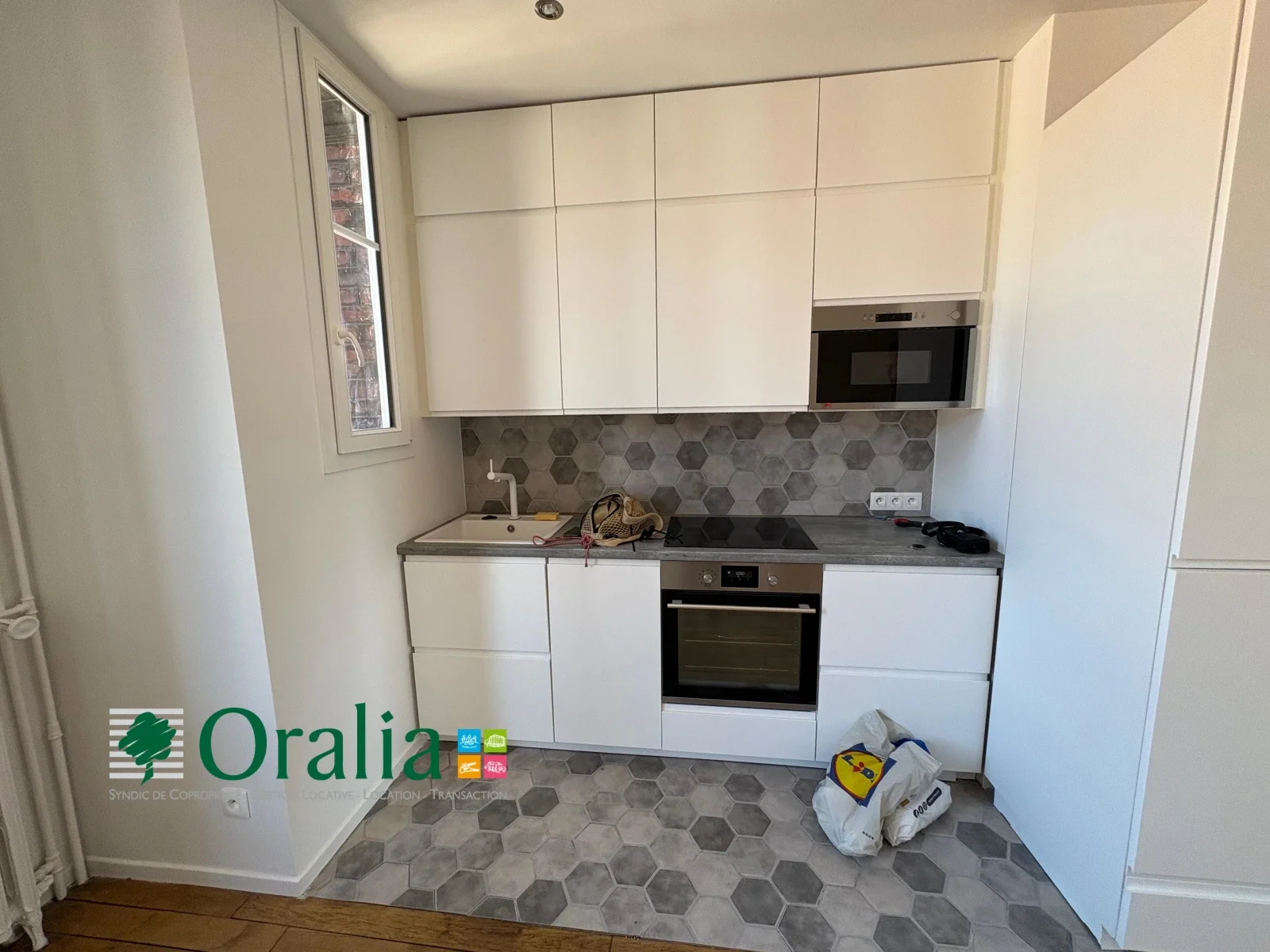 Flat Rue Marie et Pierre Curie in Clichy