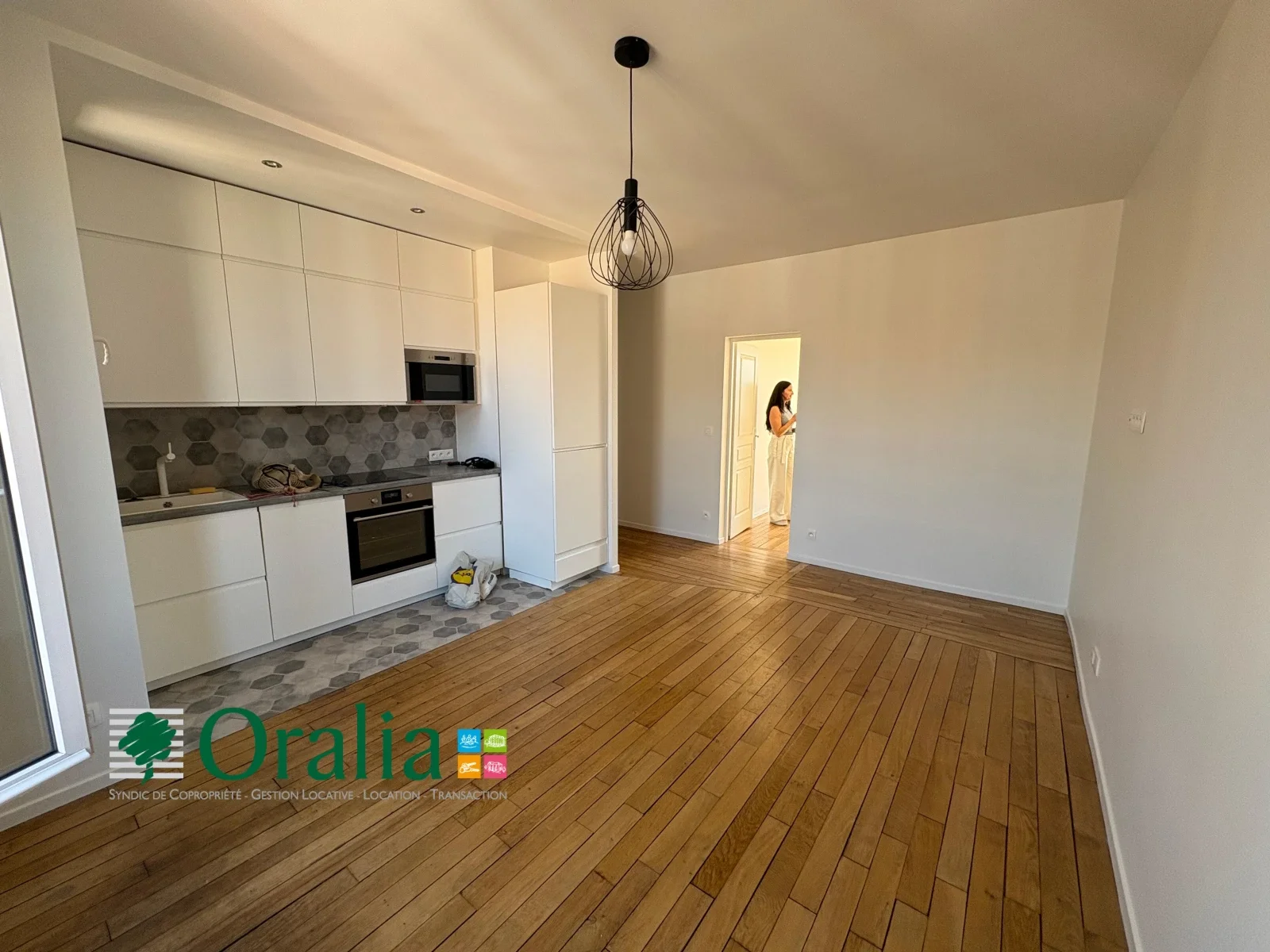 Flat Rue Marie et Pierre Curie in Clichy