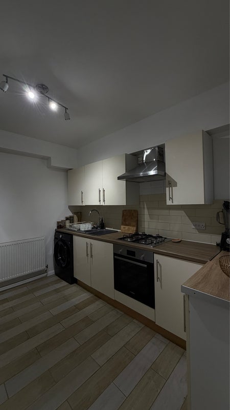 Room Evelyn Street in Greater London