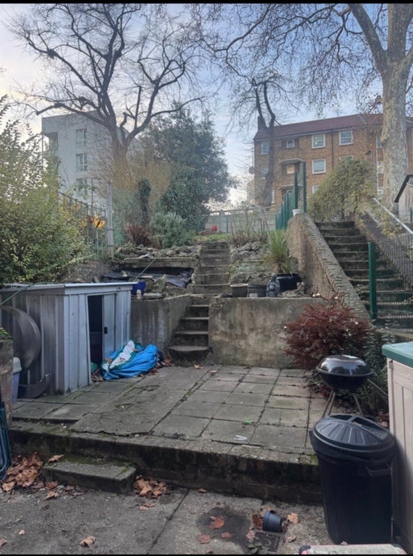 Room Moreton Close in Greater London