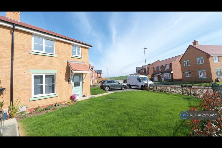 House Heron Crescent in Melton