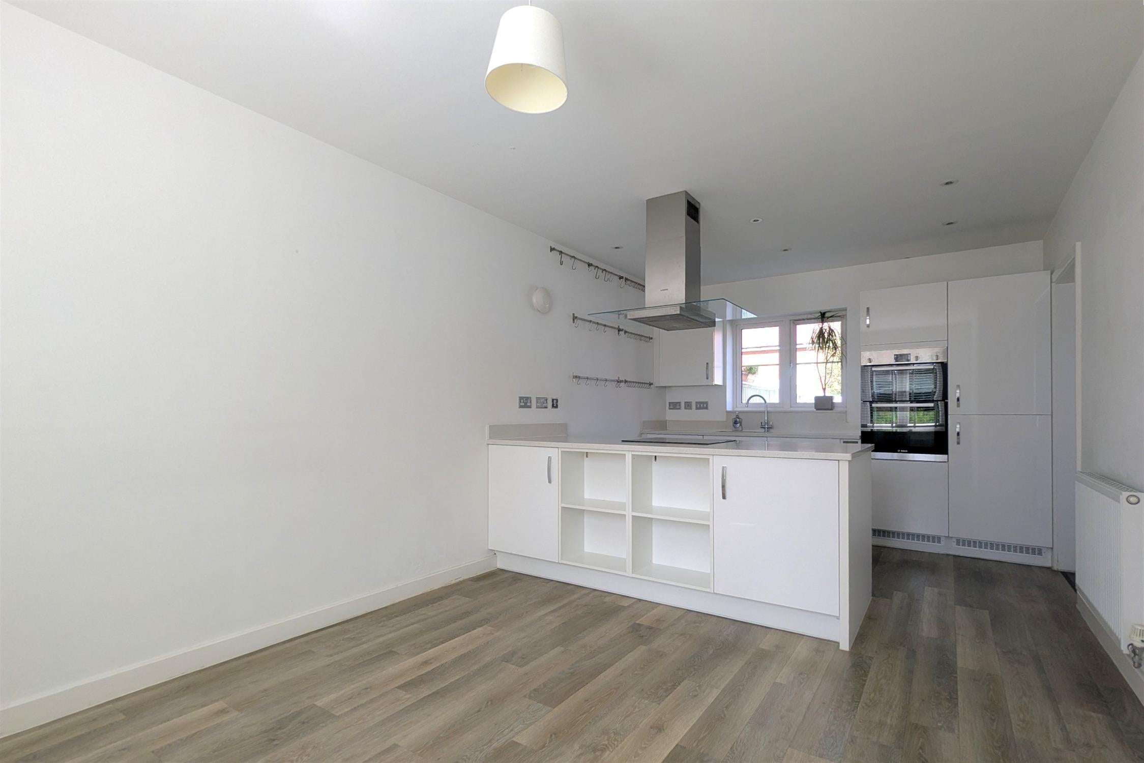 House Wades Crescent in Test Valley