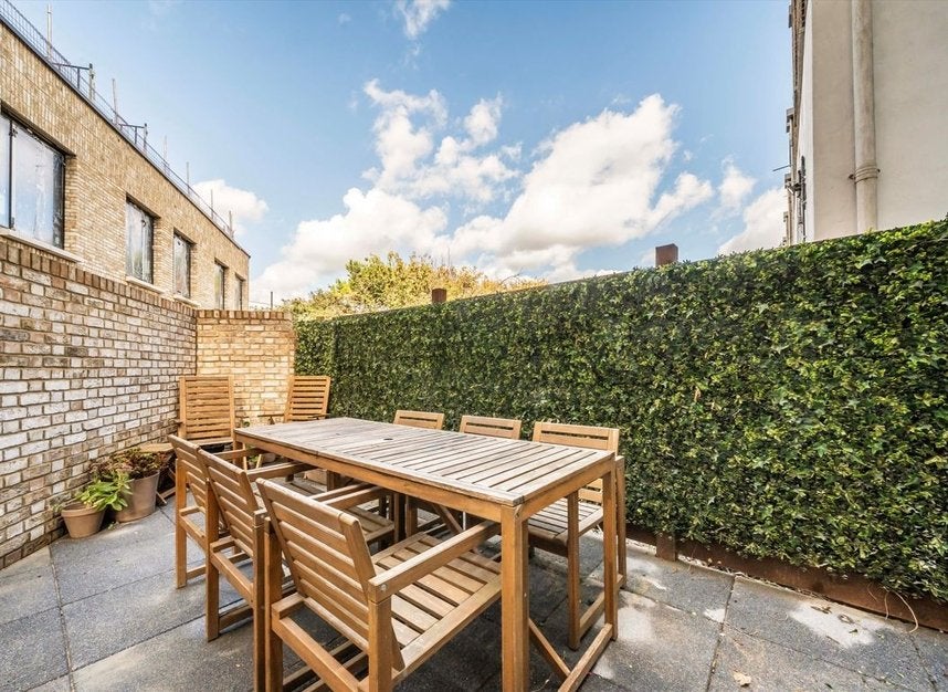 House New Kent Road in Greater London