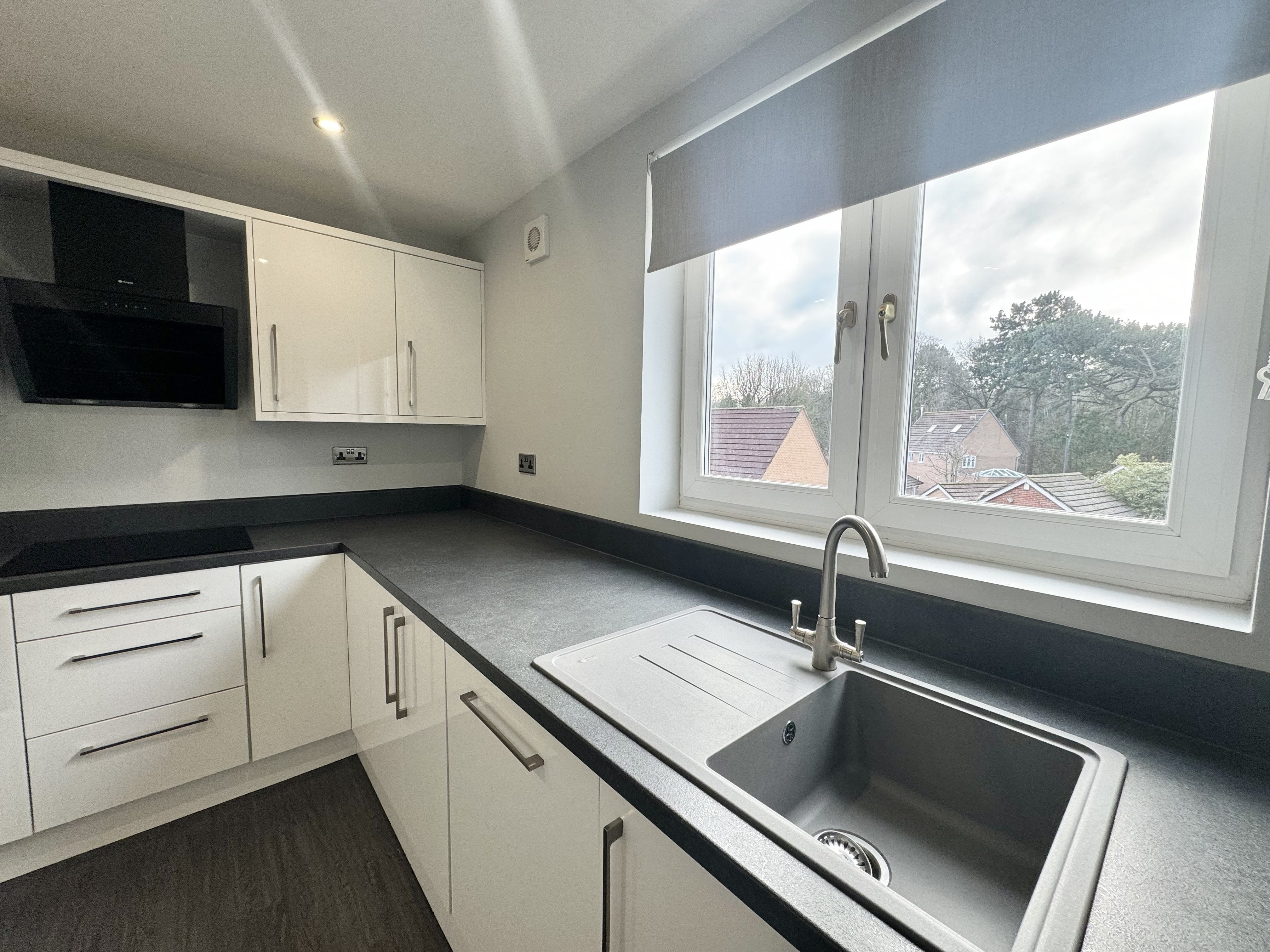 Flat Middlewood Drive East in Sheffield
