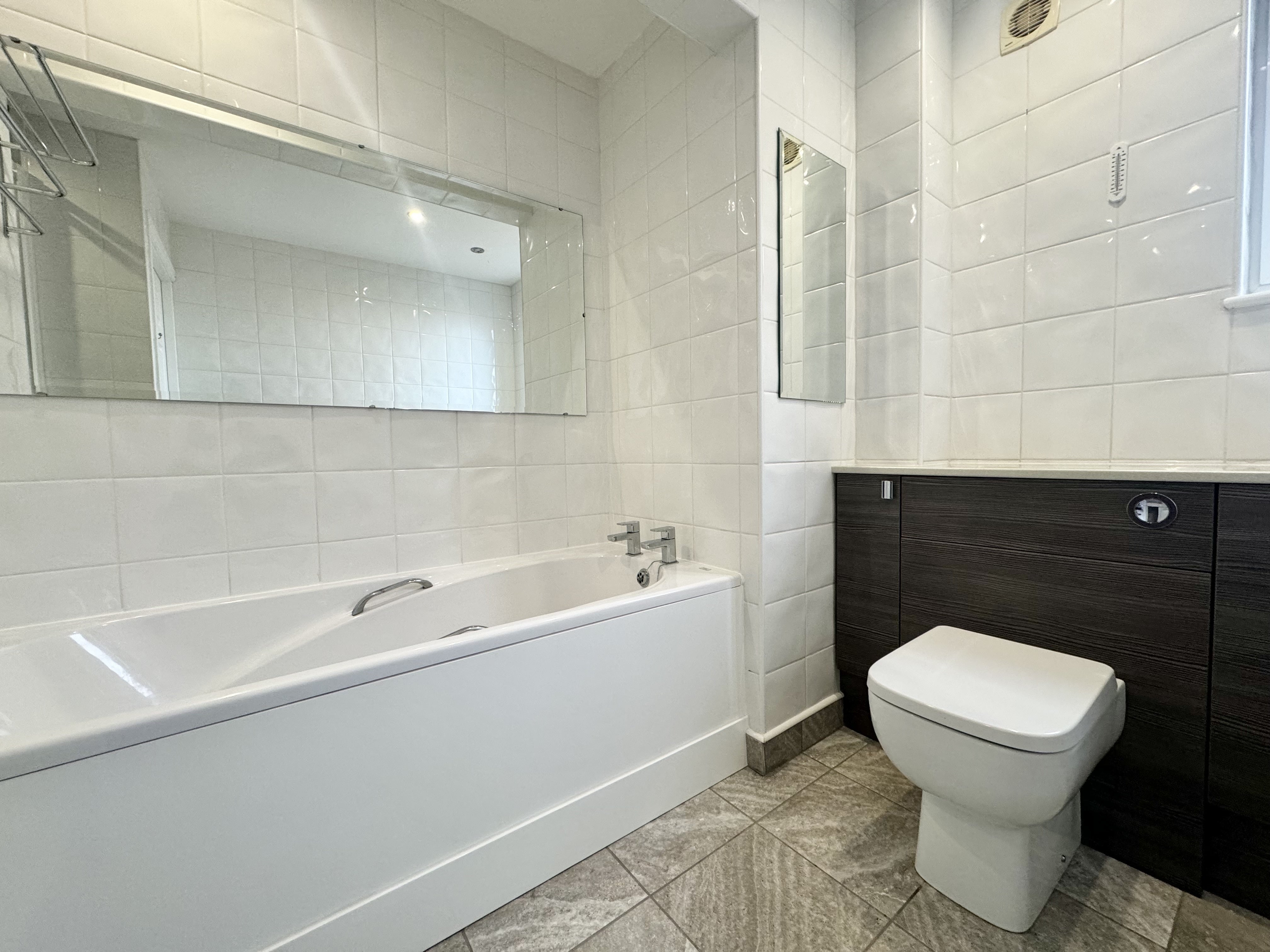 Flat Middlewood Drive East in Sheffield