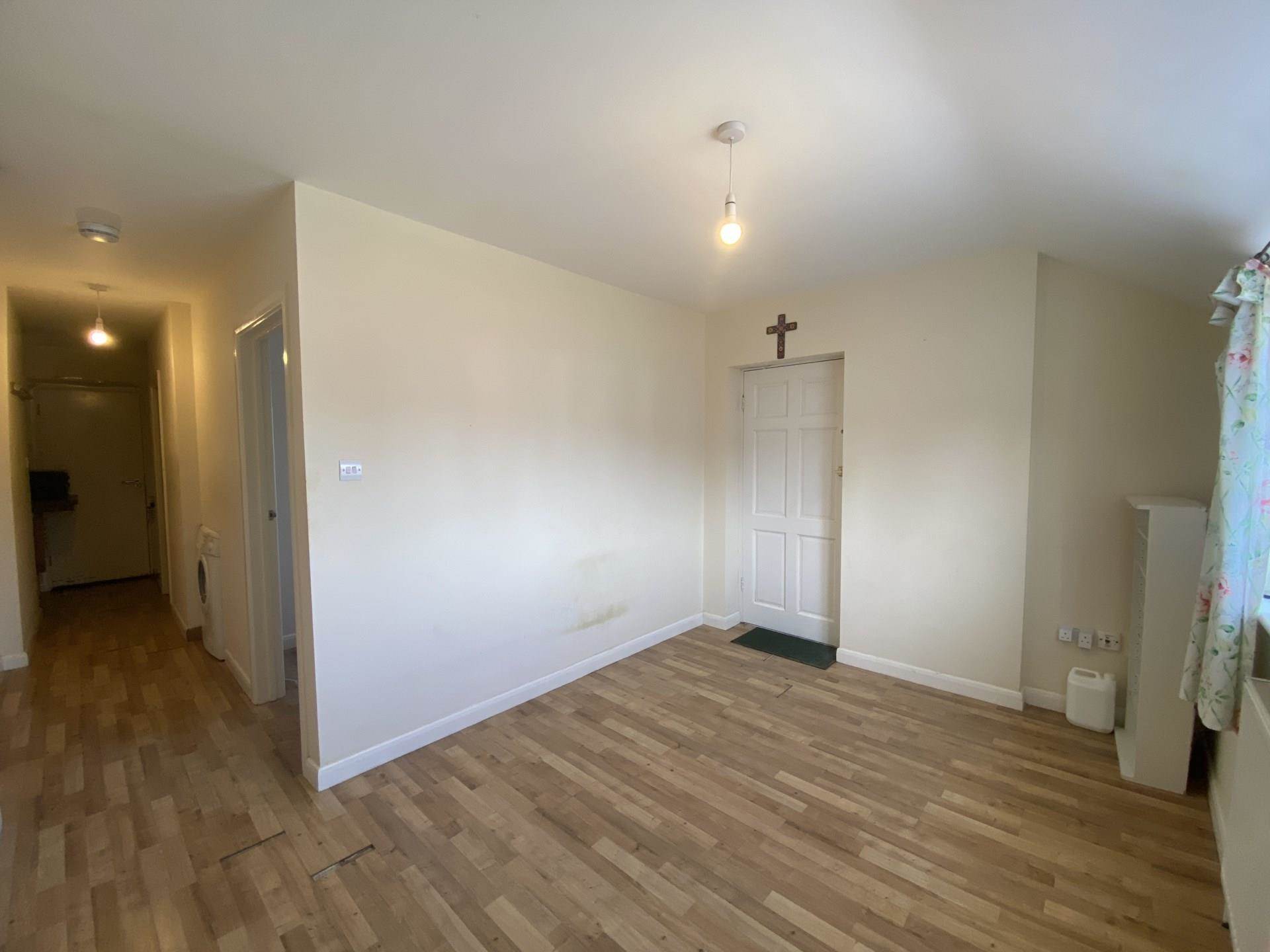 Flat Shaldon Drive in Greater London