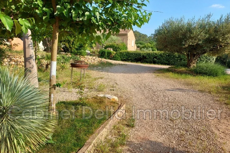 Flat Avenue du Deuxième Spahis in Sanary-sur-Mer