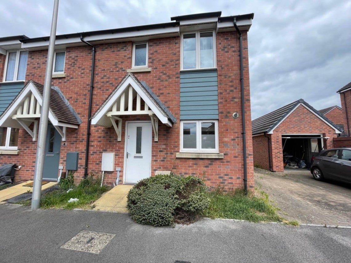 House Whitney Crescent in Weston-super-Mare