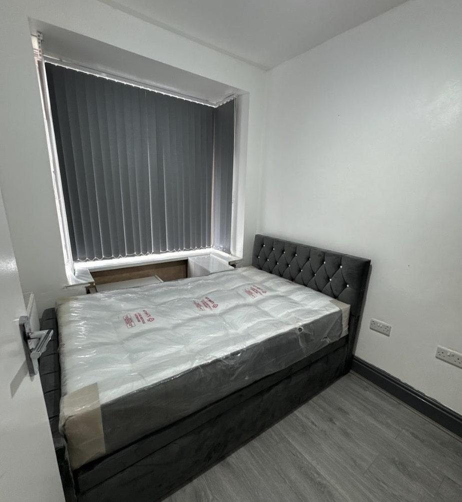 Room Reservoir Road in Birmingham