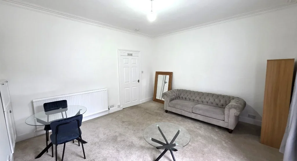 Flat Craig Place in Aberdeen City
