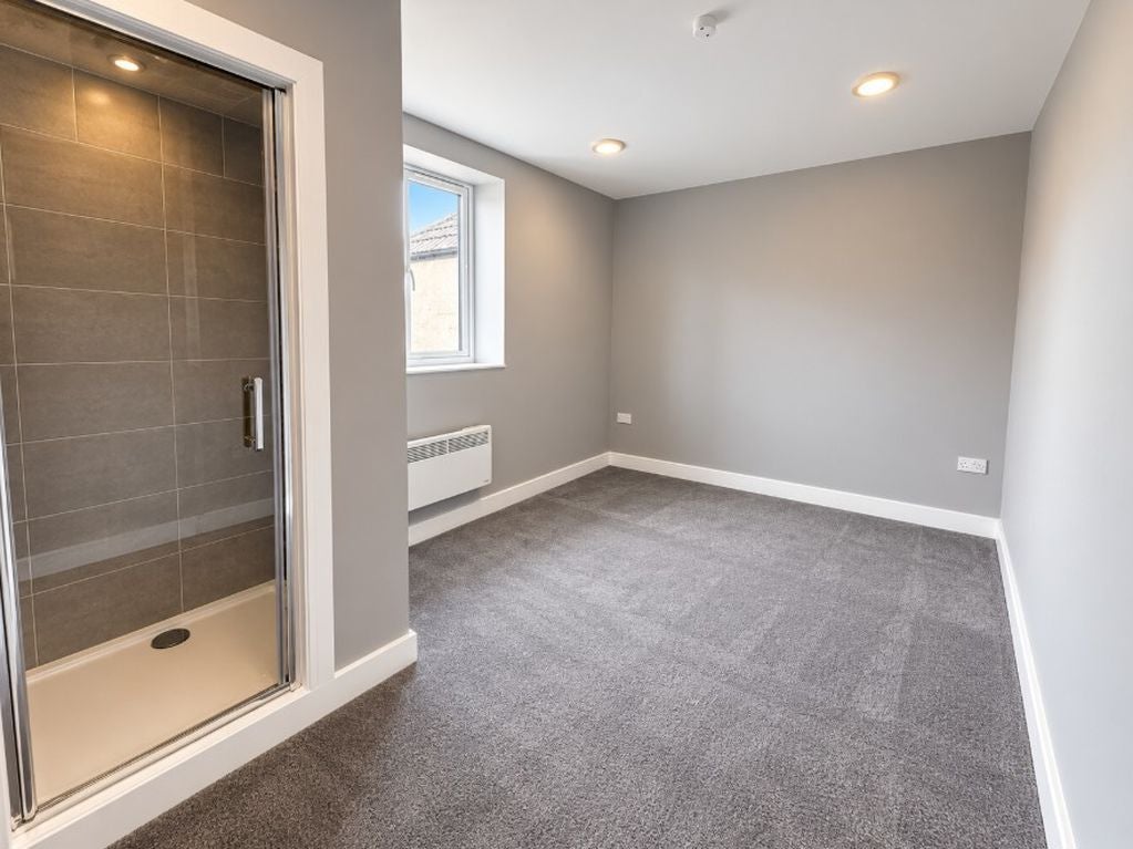 Room Forton Road in Gosport