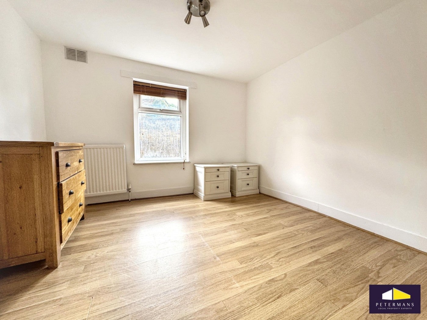 Flat East Dulwich Grove in Greater London
