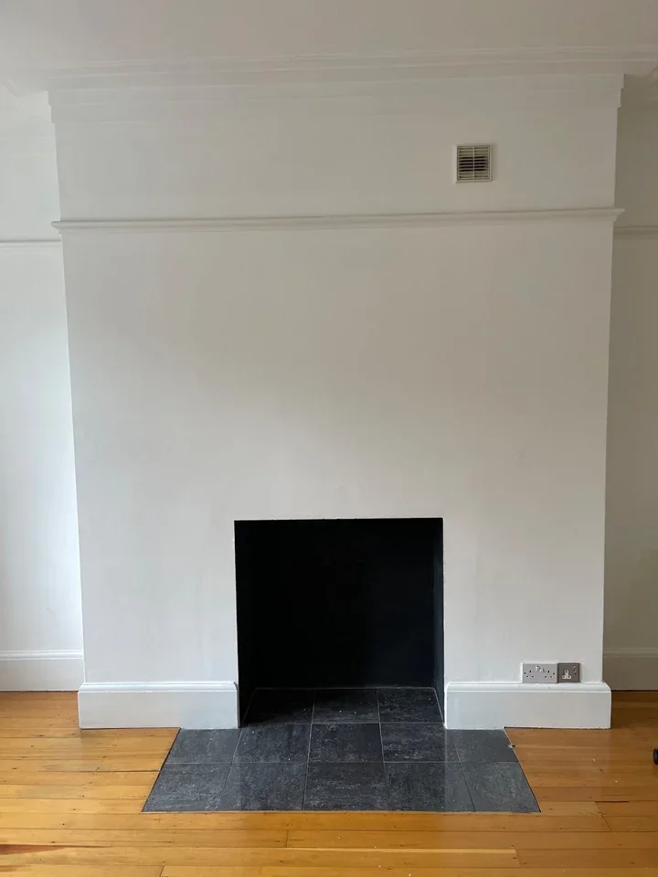 Flat Finchley Road in Greater London