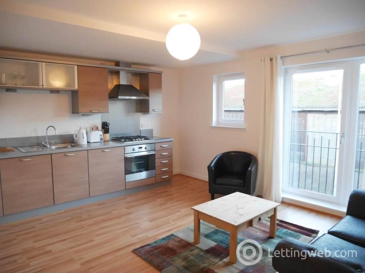 Flat Salamander Court in City of Edinburgh