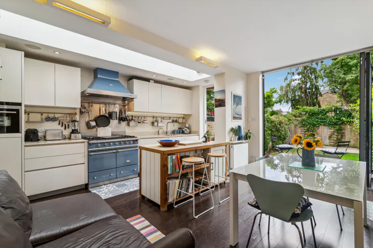 House Plympton Avenue in Greater London
