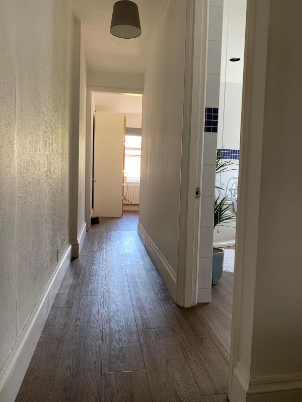 Room Fairthorn Road in Greater London
