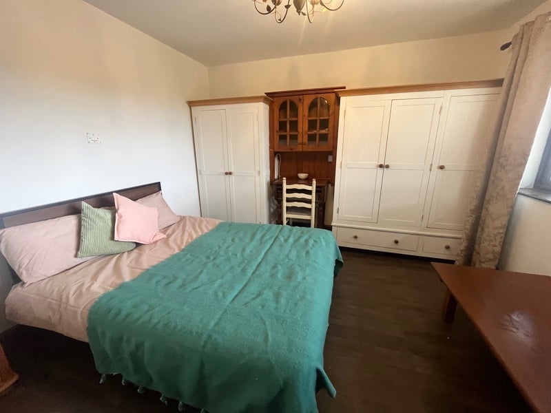 Room Purley Chase Lane in North Warwickshire