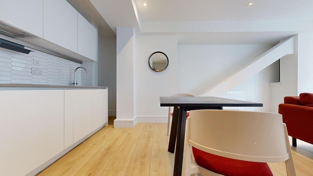 Flat Humphry Repton Lane in Greater London