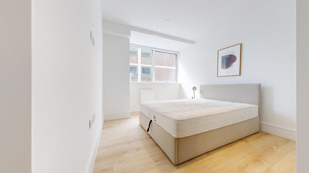 Flat Humphry Repton Lane in Greater London