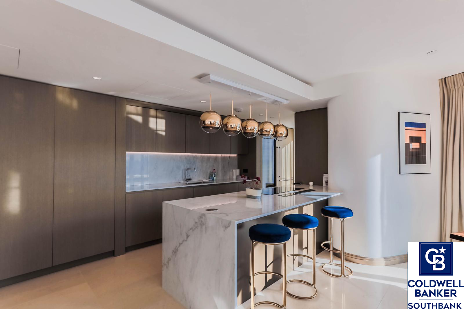 Flat Hatfields in Greater London