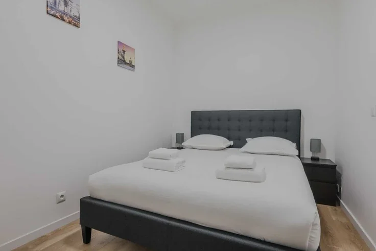 Appartement Rue Léon Jamin à Levallois-Perret