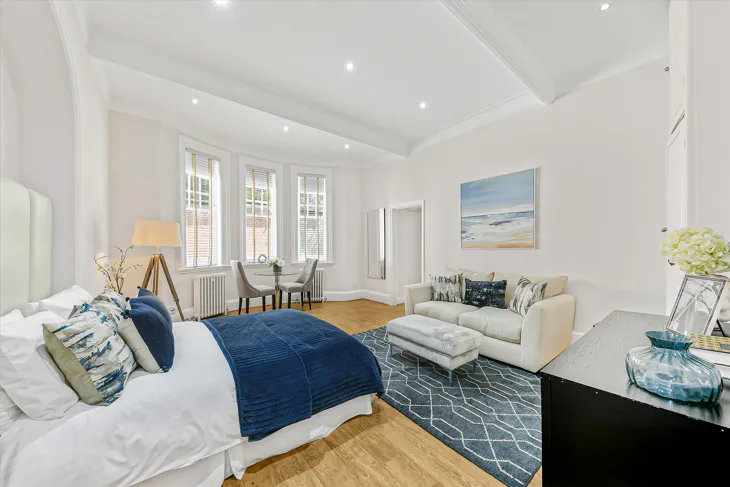 Flat Langland Gardens in Greater London