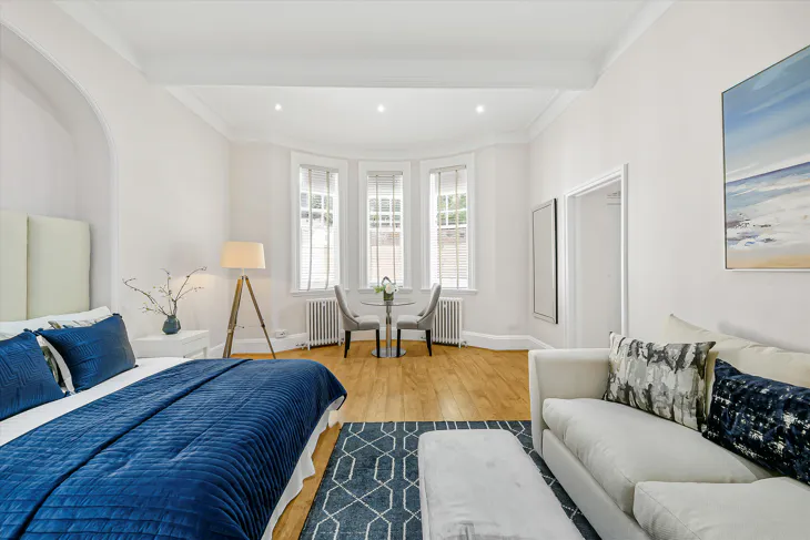 Flat Langland Gardens in Greater London